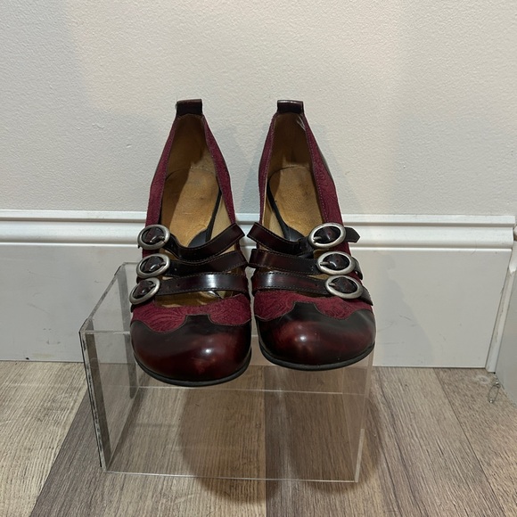 John Fluevog The Ruben an Elegant Burgundy  Shoes Size 9 - Picture 3 of 8